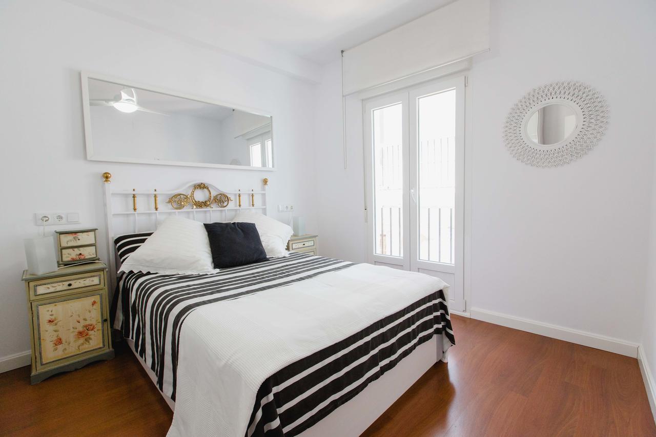 Apartamento A Un Pasito Del Mercado Cádiz Exterior foto